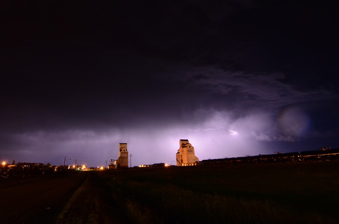 lightning Shaunavon, Saskatchewan Canada