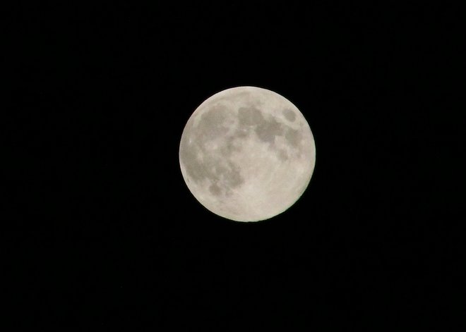 Blue moon aug 20 13 Brampton, Ontario Canada