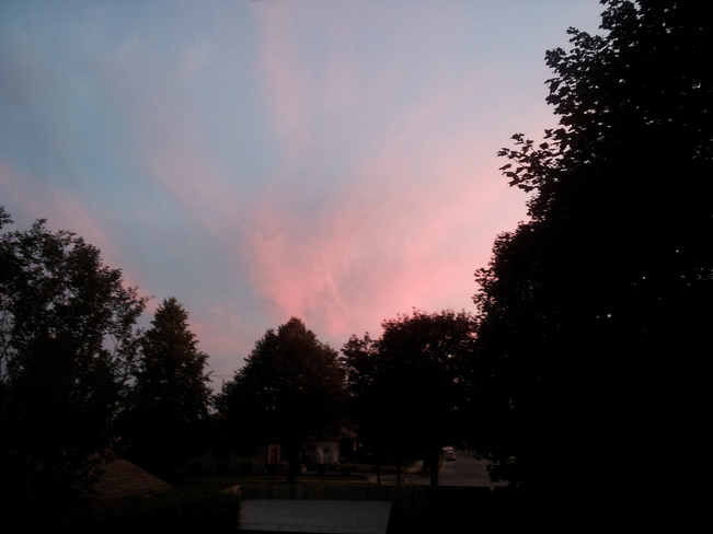 pink sky Guelph-Eramosa, Ontario Canada