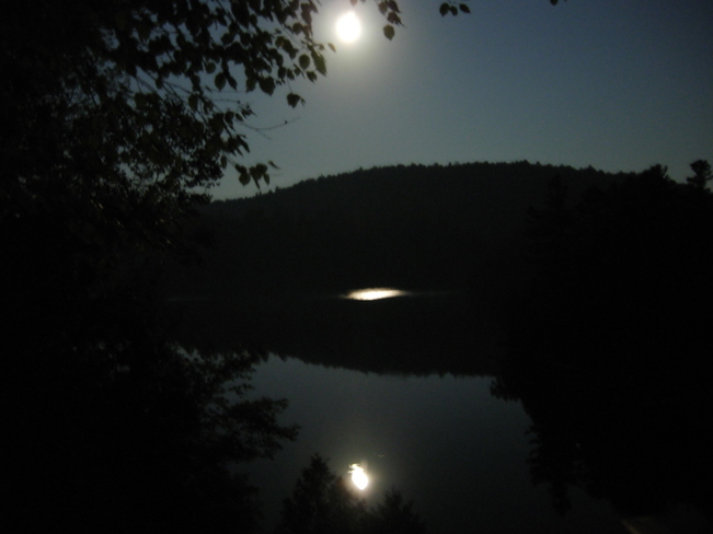 August Moon Lac-Vert, Quebec Canada