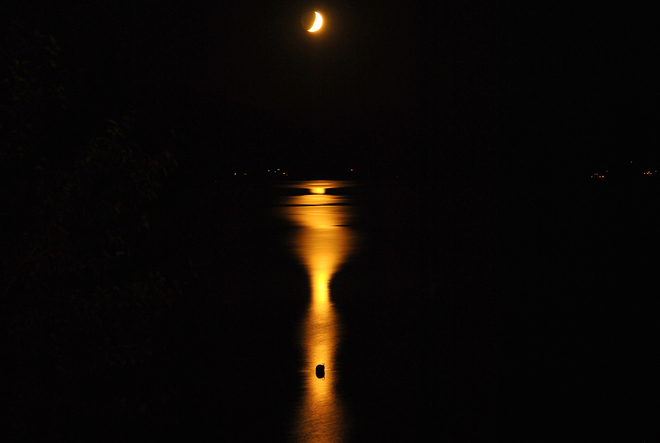 Trepanier Moonset South Kelowna, British Columbia Canada
