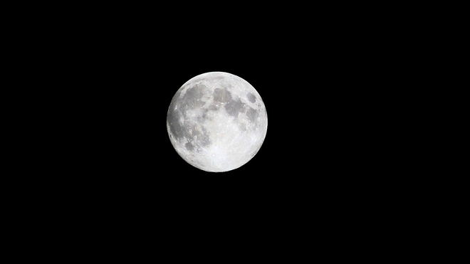 Full Moon Surrey, British Columbia Canada