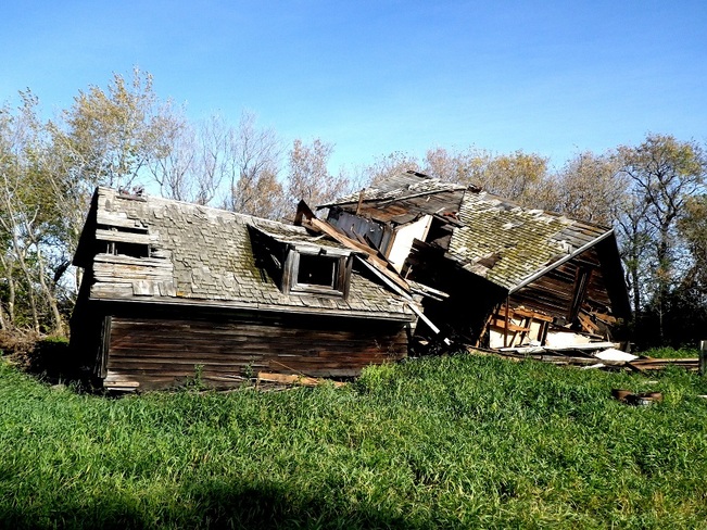 collapsed abandonned house Vermilion, Alberta Canada