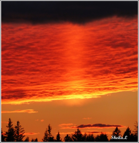 Cool Nov. Sunset Canning, Nova Scotia Canada