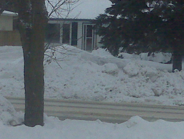 huge january snowfall Winnipeg, Manitoba Canada