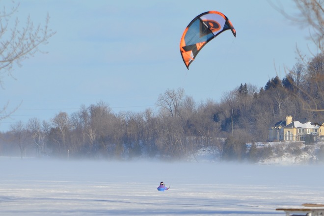 Snowkiting on the Ottawa River 