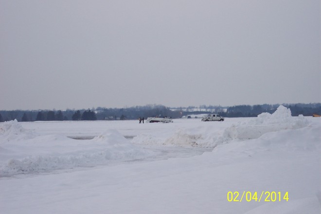 PLANES DON'T LIKE ICE Brantford, Ontario Canada