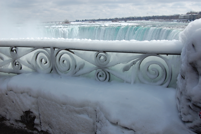 Niagara - Frozen railing Niagara Falls, Ontario Canada