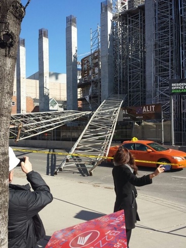 scaffold fallin Toronto, Ontario Canada