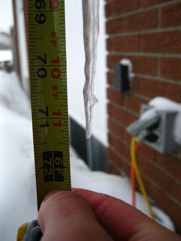 6 foot icicle measuring Garson, Ontario Canada