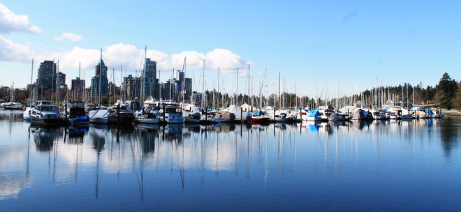 Nice weather & Reflection Vancouver, British Columbia Canada