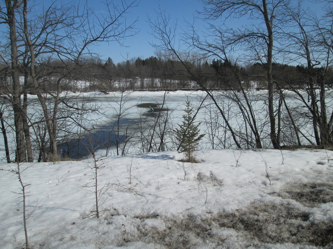 Rideau River near Fallowfield area of Ottawa Ottawa, Ontario Canada