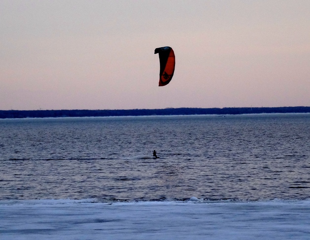 Keen Kite Surfer Pointe-Claire, Quebec Canada