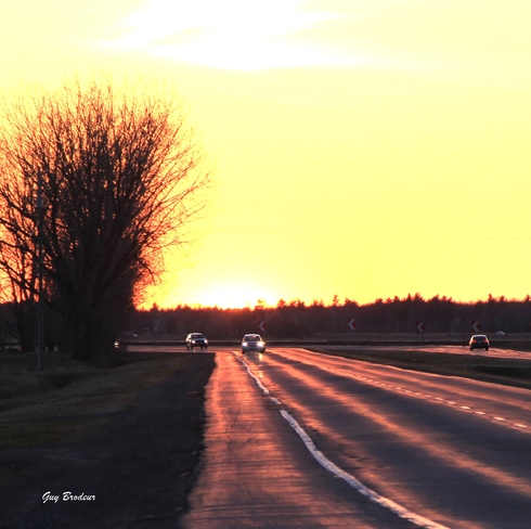 Rapide coucher de soleil Saint-Hyacinthe, Quebec Canada