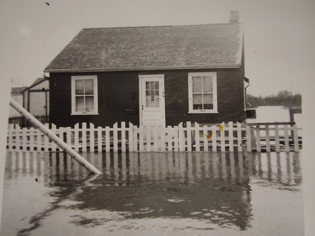 1950 Flood .. My Family Home Winnipeg, Manitoba Canada
