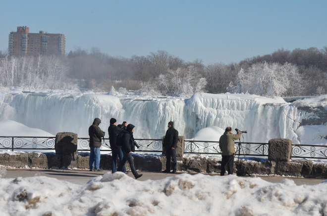 NIAGARA FALLS NY - FROZEN FALLS 2014 Niagara Falls, New York United States