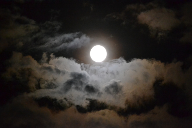 full moon over woodstock 