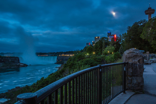 Full Moon Before Sunrise Niagara Falls, ON