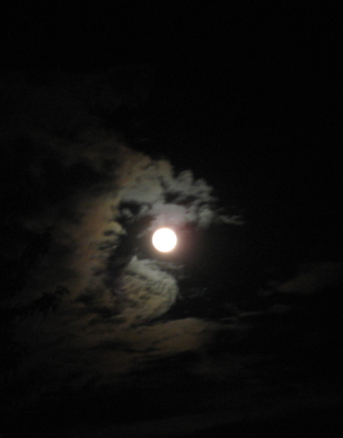 lune Rue Dollard, La Tuque, QC, Canada