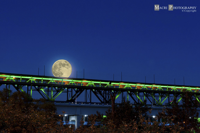 Super Moon-high level bridge Edmonton, Alberta July 12th, 2014. Edmonton, AB