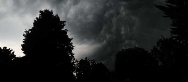 Ominous Sky Burlington, ON