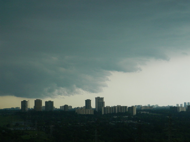 Storm moving in North York, Toronto, ON