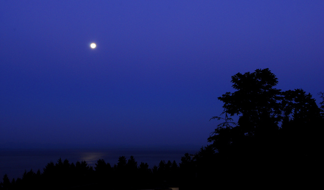 super moon West Vancouver, BC