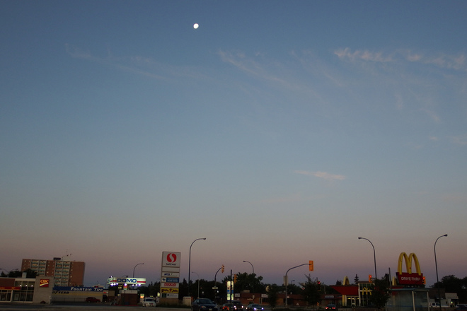 Tiny looking "super moon" Winnipeg, MB