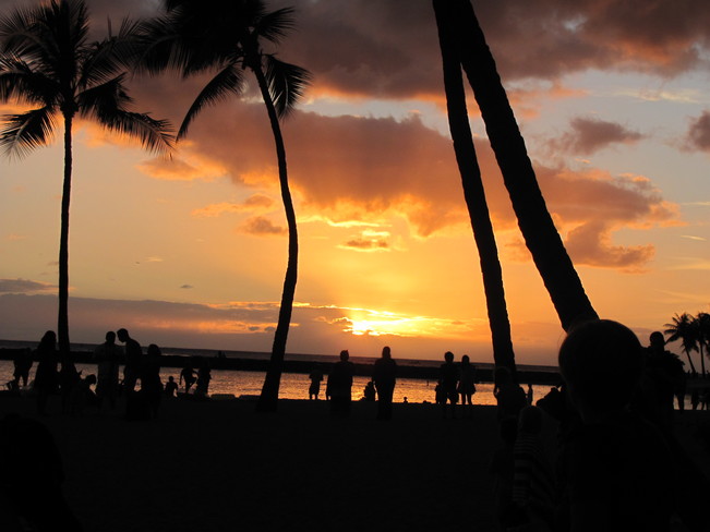 Sunset Hilton Hawaiian Village Waikiki Beach Resort, Kalia Road, Honolulu, HI, United States