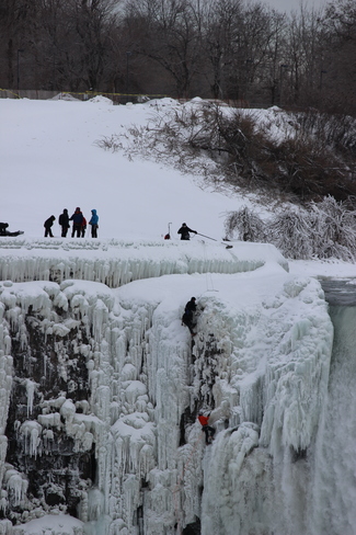 Climbing the Ice formation by the Horseshow Fall 6650 Niagara Parkway, Niagara Falls, ON L2G, Canada