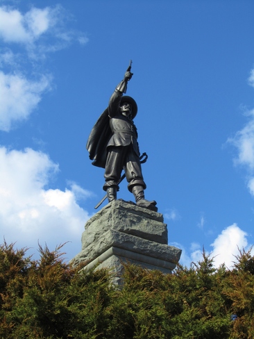 Samuel de Champlain standing over Ottawa Ottawa, ON