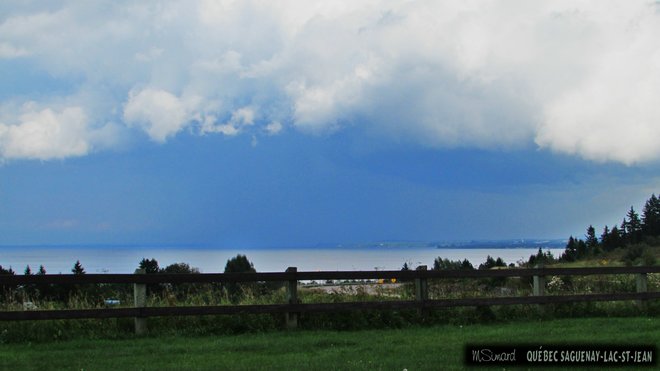 l'orage au loin Véloroute des Bleuets, Chambord, QC G0W 1G0, Canada