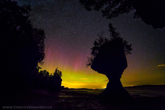 Northern Light at Hopewell Rocks Provincial Park, NB The Rocks Provincial Park, Discovery Road, Hopewell Cape, NB