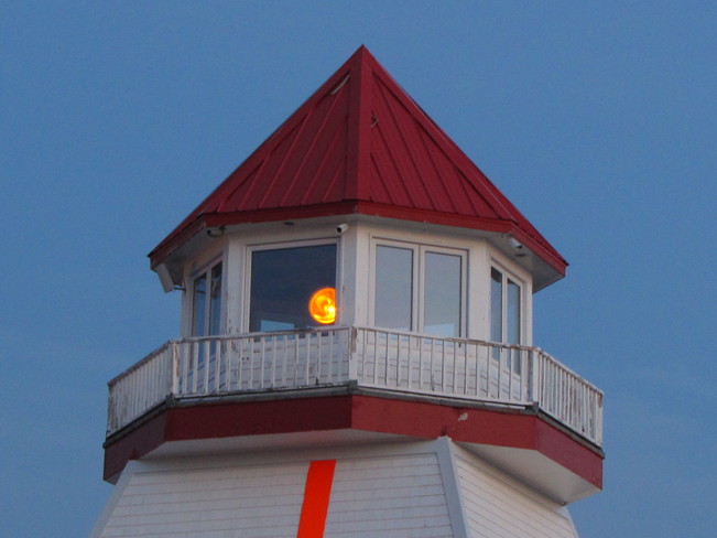 Lighthouse Pointe Du Chene Wharf. 55 Pointe Du Chêne Rd, Pointe-du-Chêne, NB E4P 5J6, Canada