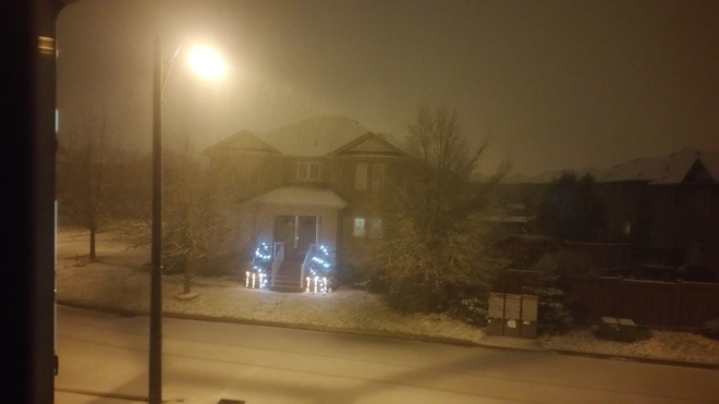 Overnight Snow Brampton, ON