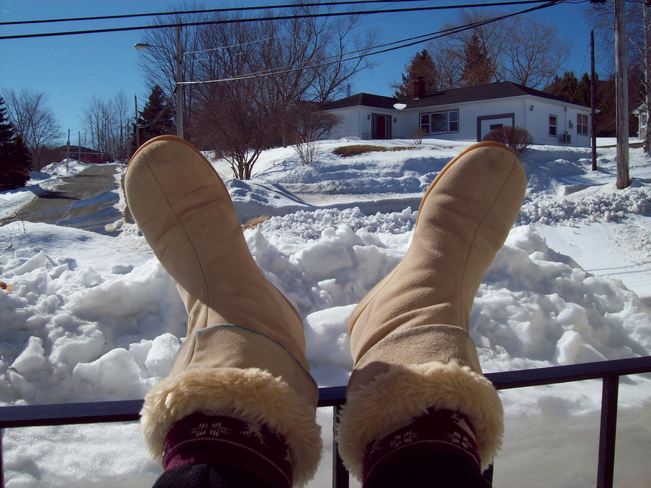 Tshirt weather in Hantsport, NS but we still have our boots on! Hantsport, NS