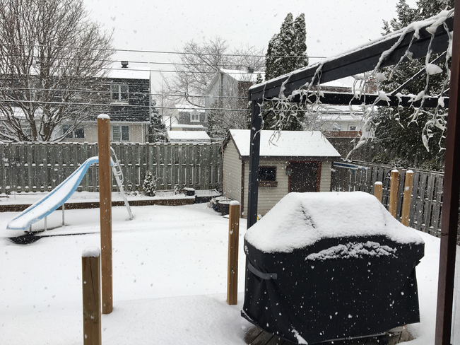 Snow in Kirkland Kirkland, Quebec, CA