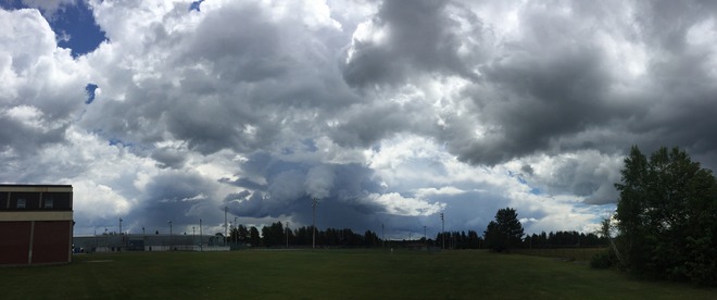 Starting to build up over Capreol Capreol, Ontario, CA