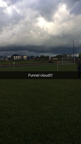 Funnel cloud spotted Edmonton south Spruce Grove, AB T7Y 1G2, Canada