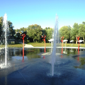 la superbe fontaine du parc woodyatt a Drummondville