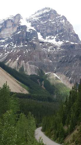 Wonderful canaduan mountains Alberta