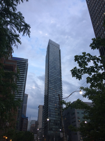 High rise Toronto, Ontario, CA
