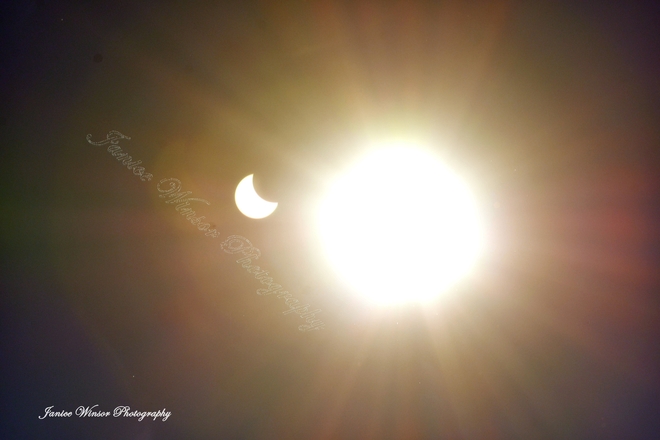 Eclipse August 21, 2017 Alfred, Ontario