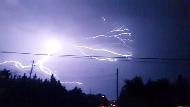 Lightning stills Mnaawnkwad Dr, M'Chigeeng, ON P0P 1G0, Canada