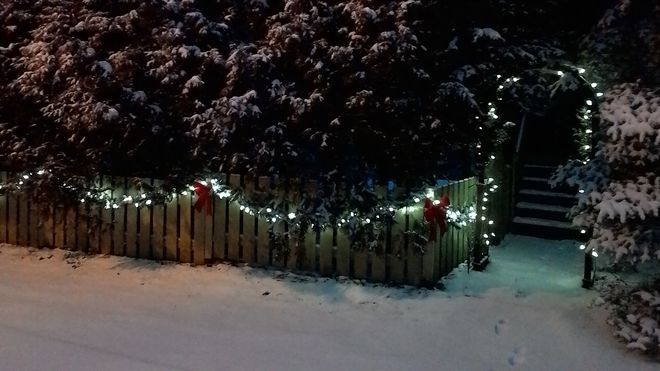 décos de Noël sous la neige Sainte-Sophie, QC