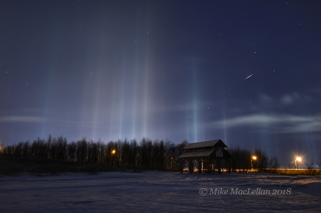Light Pillars & Meteor Miramichi, NB