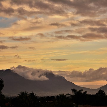 Table Mountain from Plattekloof Road.