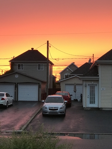 Sunset McMasterville, Quebec, CA