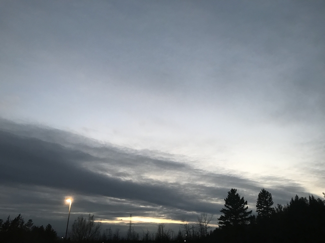 evening sky Collins Bay, Ontario | K7M 0A5