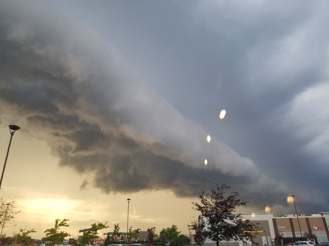 Cloud formation Laval, QC